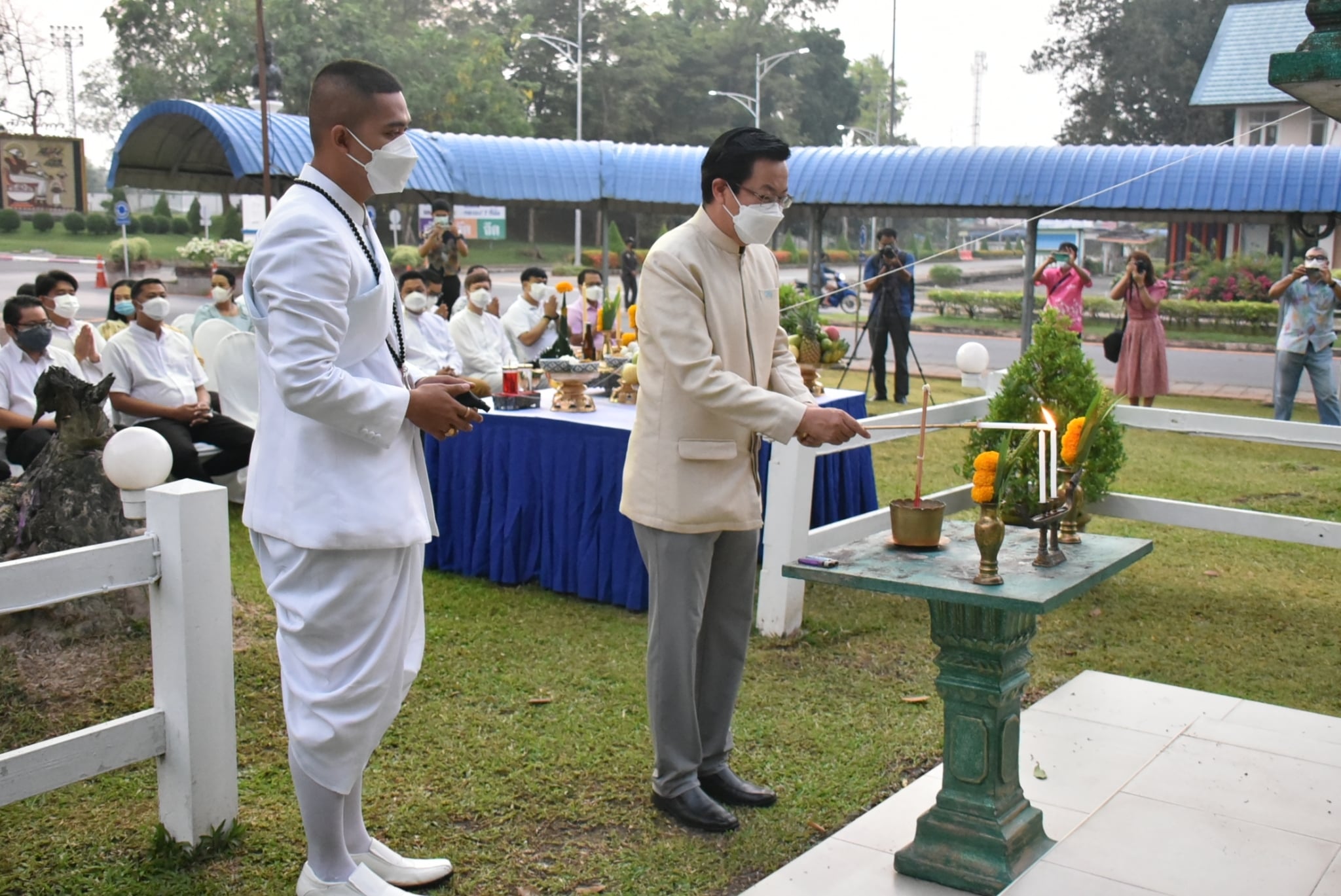 มหาวิทยาลัยราชภัฏสุราษฎร์ธานี (มรส.) จัดสรงน้ำหลวงพ่อพระพุทธโสธร พระประจำมหาวิทยาลัย